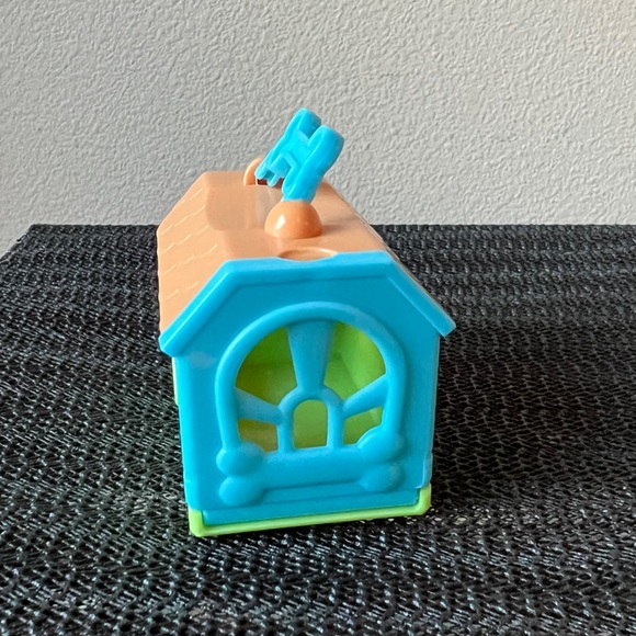 Disney Just Play Puppy Animal Carrier Dog House With Handle 2.75” - Picture 4 of 12